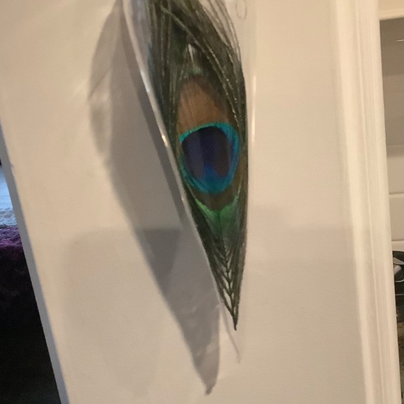 Vintage Glass Teardrop Christmas Ornament with Peacock Feather Inside Set of 3 - Picture 7 of 10